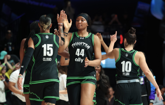 Phantom BC Starters Combine for 58 Points, Defeat Hive BC 71-59