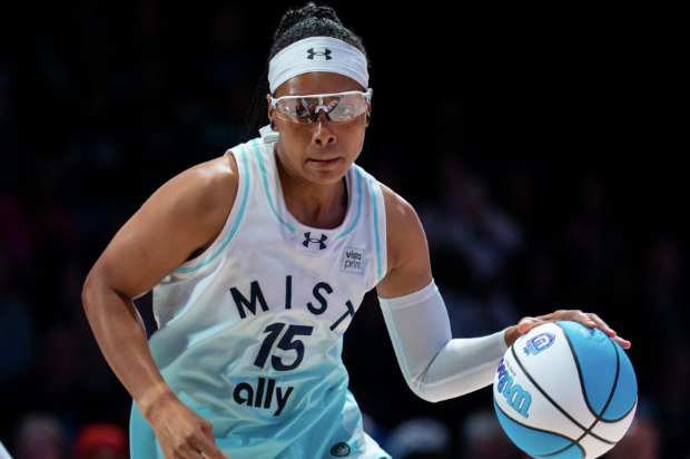 Gray, Stewart Combine for 68 as Mist BC Rolls Past Lunar Owls BC 92-73 