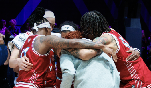 Vinyl BC Clinches Final Playoff Spot with 75-68 Win Over Lunar Owls BC 